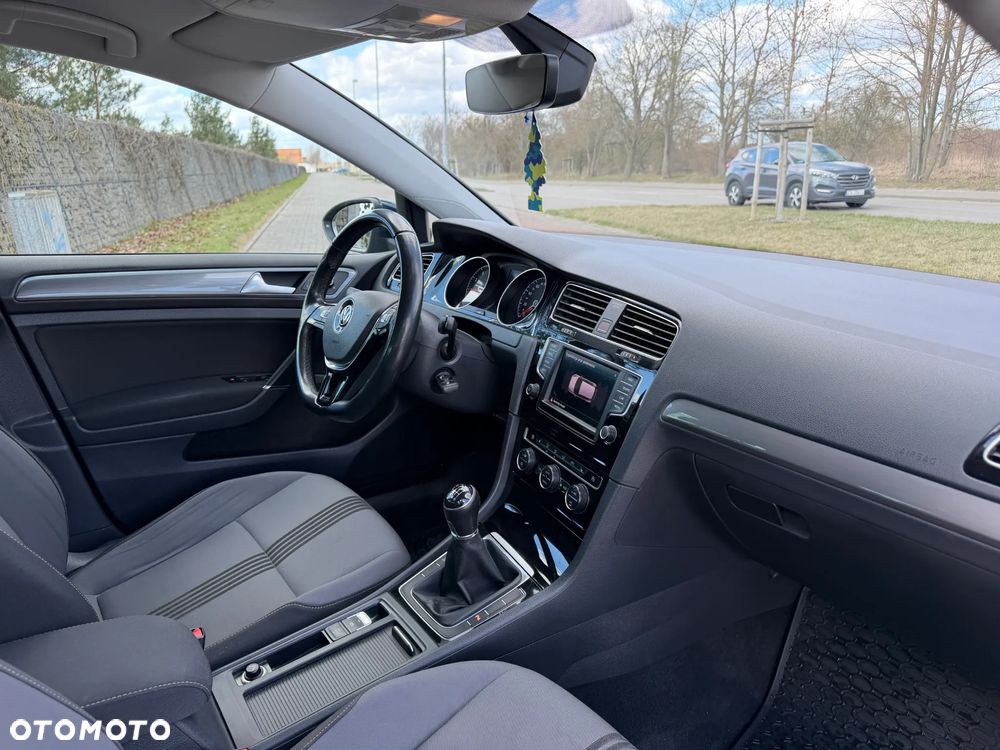 Volkswagen Golf 1.2 TSI BlueMotion Technology Allstar - 22