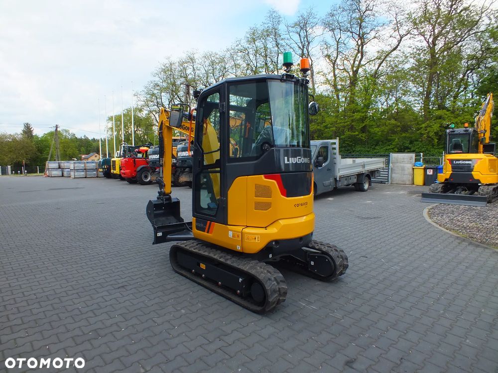 Liu Gong 9027F ZTS - 5