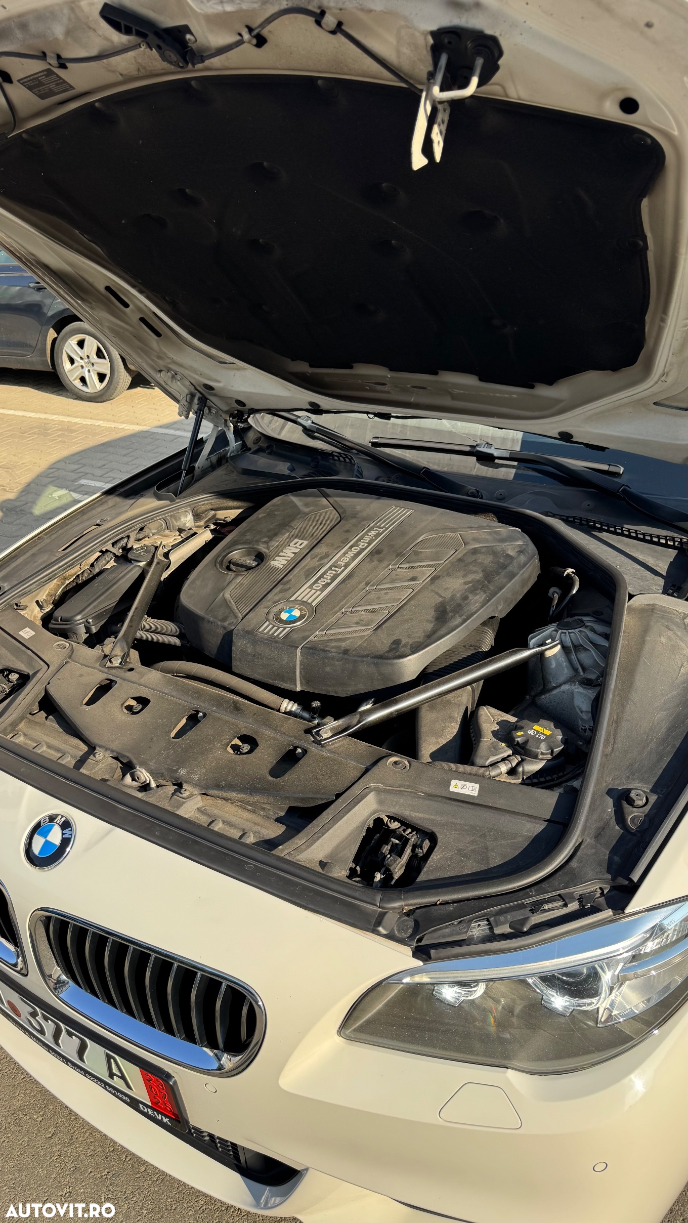 BMW Seria 5 520d xDrive Touring Aut. - 14