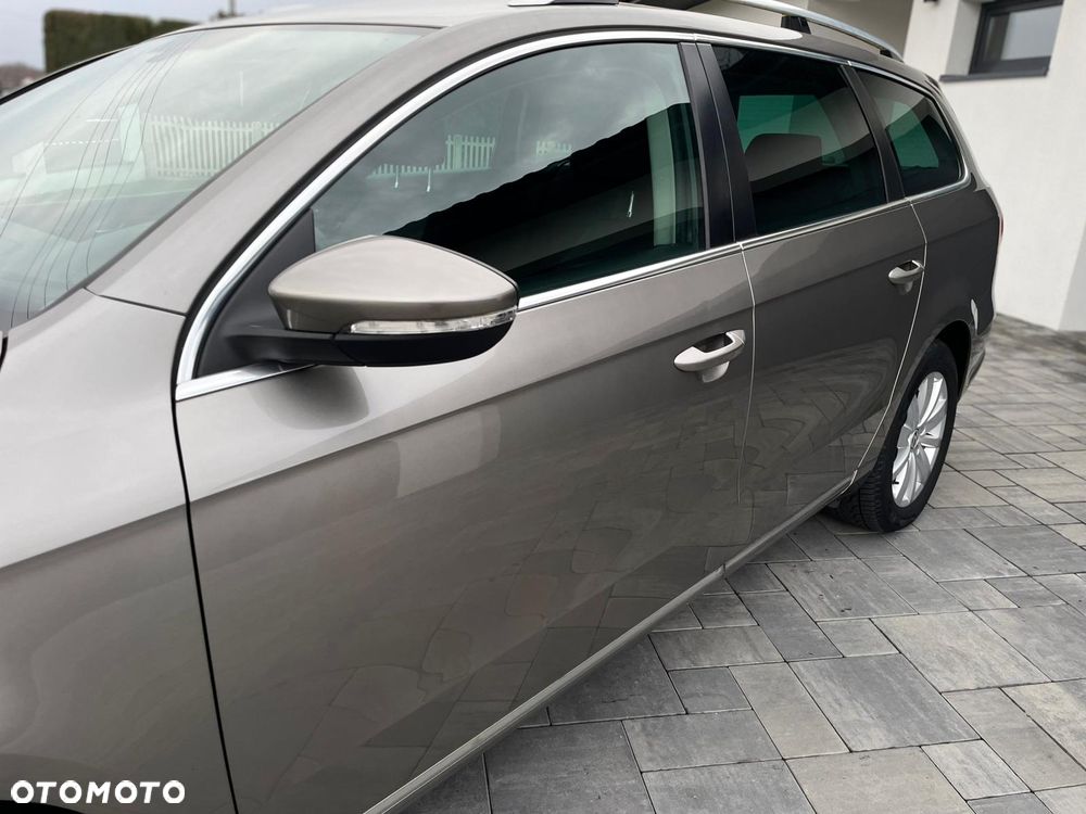 Volkswagen Passat 2.0 TDI BlueMotion Technology Highline - 14