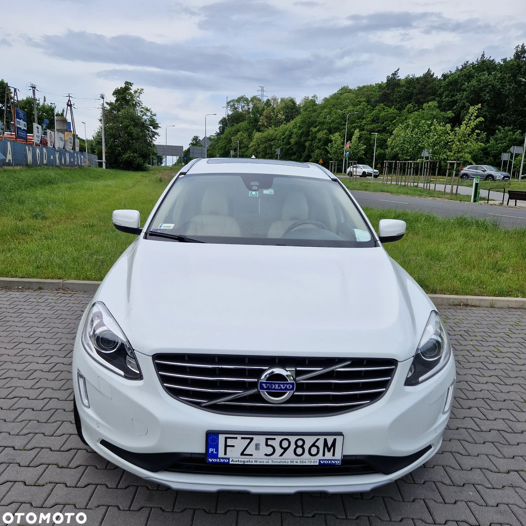 Volvo XC 60 D3 Drive-E Summum - 3