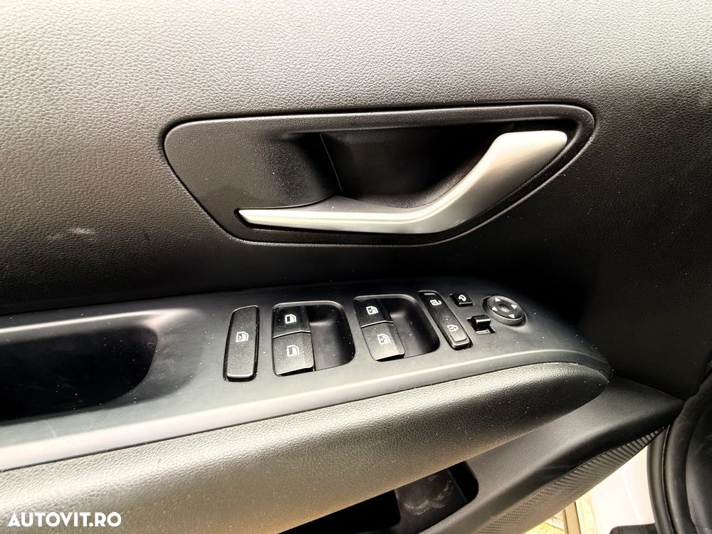 Hyundai Tucson 1.6 CRDi 48V-Hybrid 2WD DCT Trend - 18