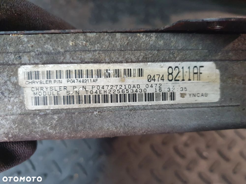 Jednostka sterująca silnika (ECU) CHRYSLER VOYAGER / GRAND VOYAGER III (GS_, NS_) 2.4 i P04686952AF - 3