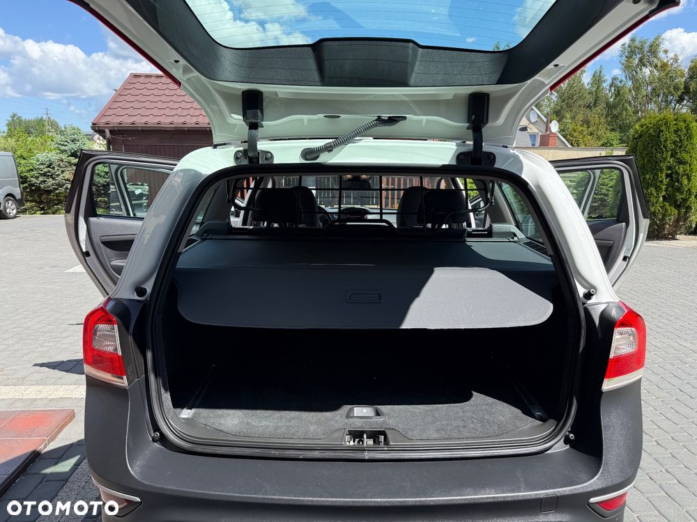 Volvo XC 70 D4 AWD Momentum - 16