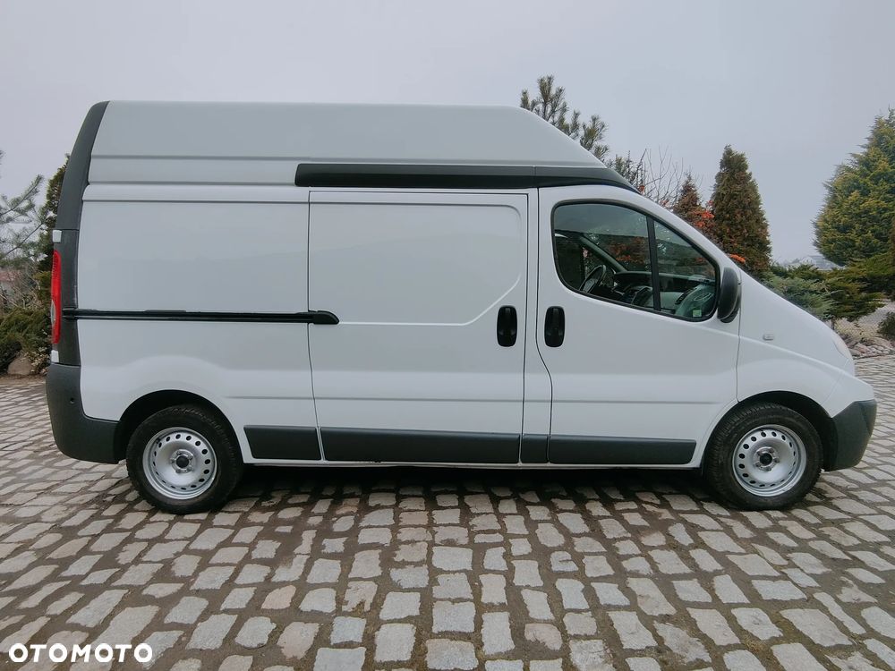 Renault Trafic L2H2 2,0DCI 115 - 8