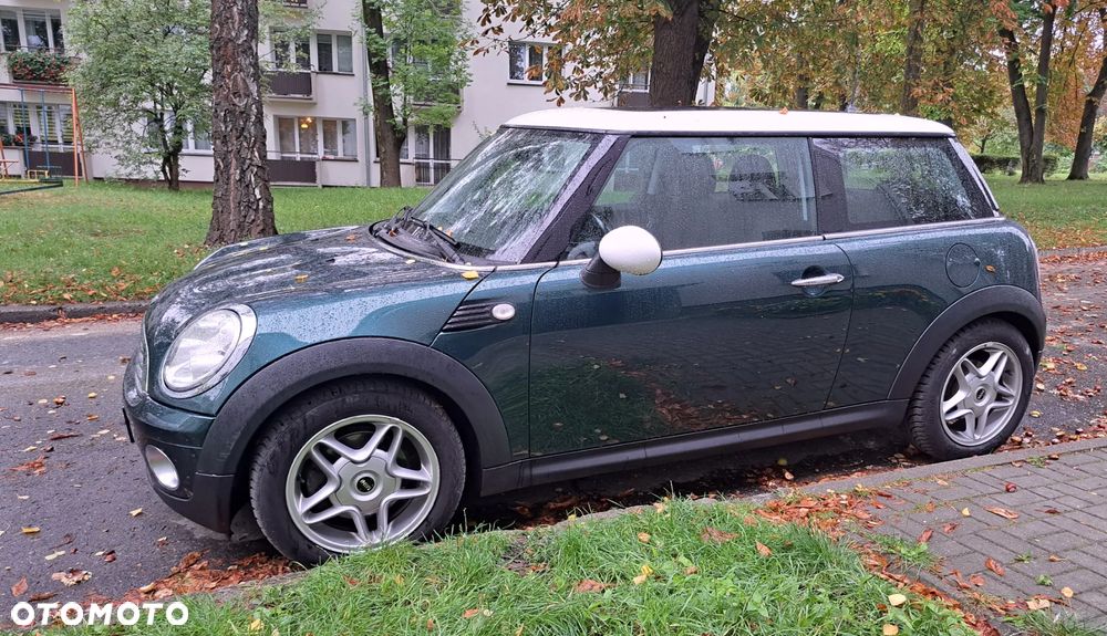 MINI Cooper Standard - 3