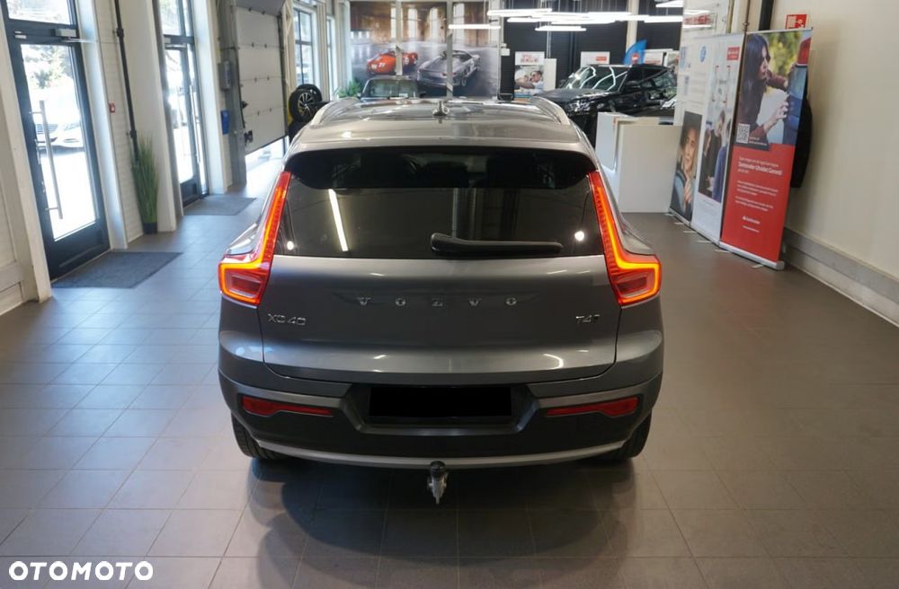 Volvo XC 40 T4 AWD Geartronic Momentum - 13