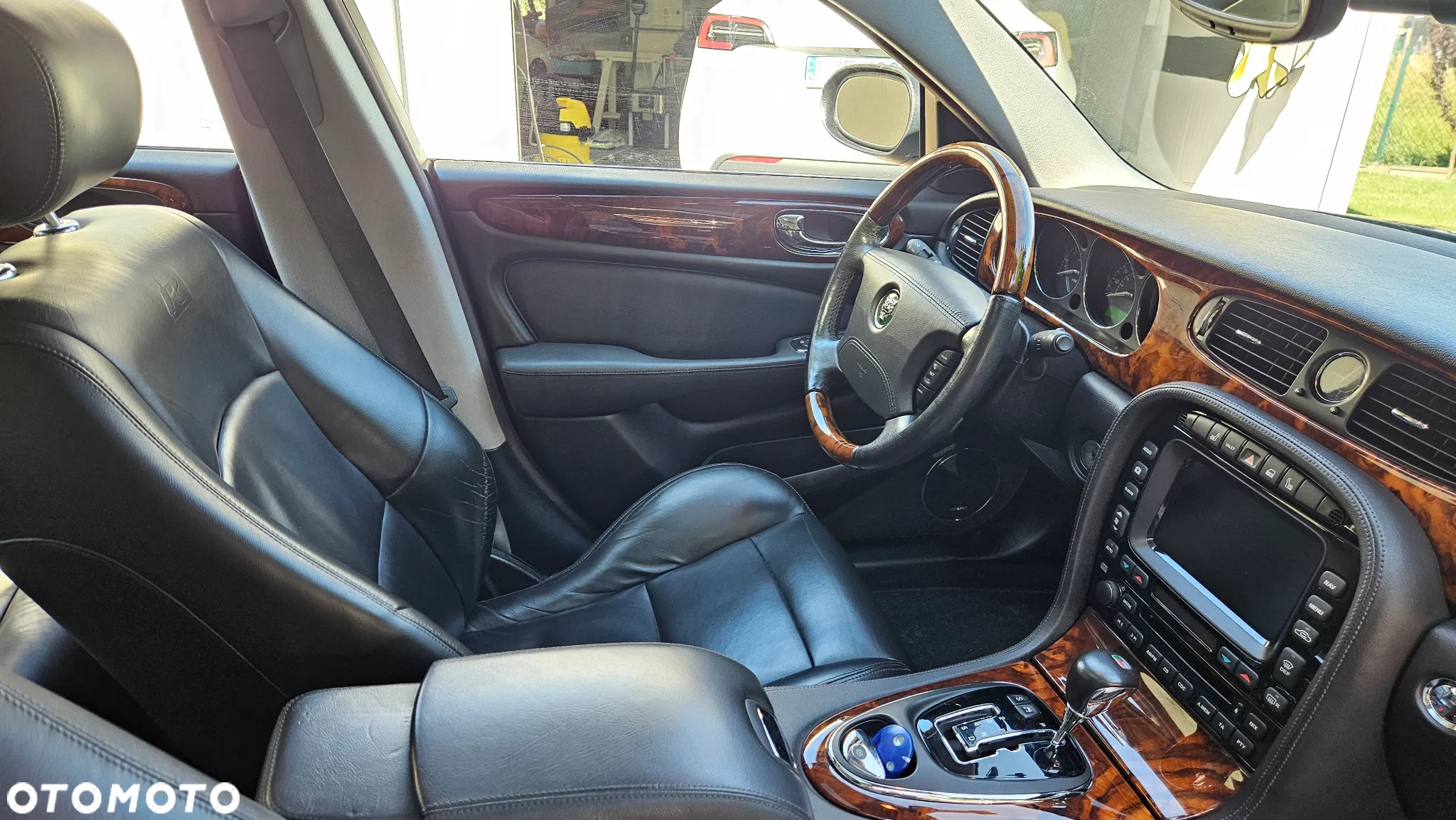 Jaguar XJR 4.2 - 18