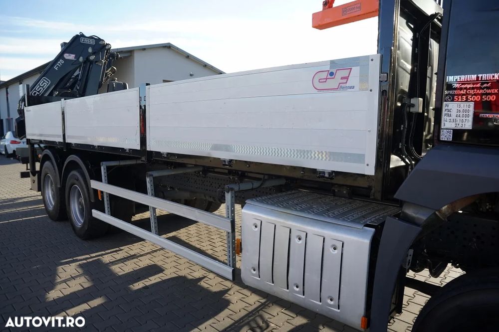 Mercedes-Benz AROCS 2636 / 6x4 / CAROSERIE BALANȚĂ - 6,8 M / MACARA FASSI F175A.2.23 / CAPACITATE MAXIMĂ DE RIDICARE: 5.100 KG / ROTATOARE / TELECOMANDĂ / PODEA RESISTENTĂ / TRANSMISIE AUTOMATĂ - 21