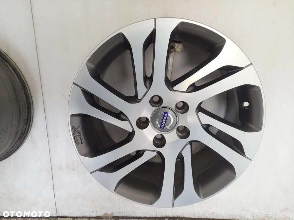 Felgi aluminiowe Volvo OE 31302112 7,5" x 17" 5x108 ET55 - 5