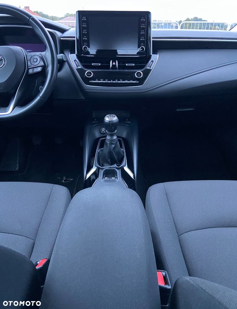 Toyota Corolla 1.5 Comfort - 17