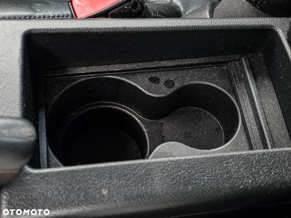 Audi A3 3-drzwiowe 1.6 TDI DPF S line Sportpaket - 36