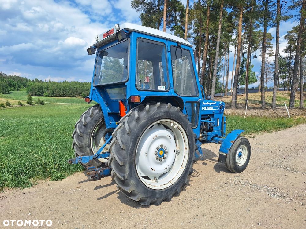 Ford 4600 - 8