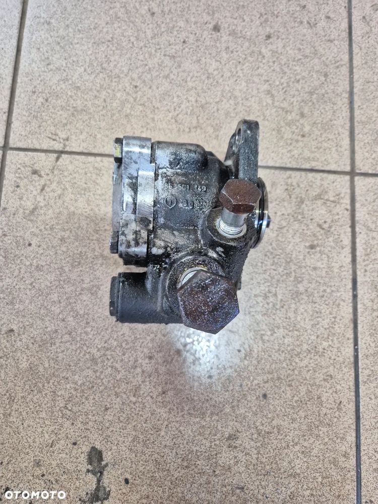 POMPA WSPOMAGANIA IVECO DAILY IV 3.0 06-12. - 1