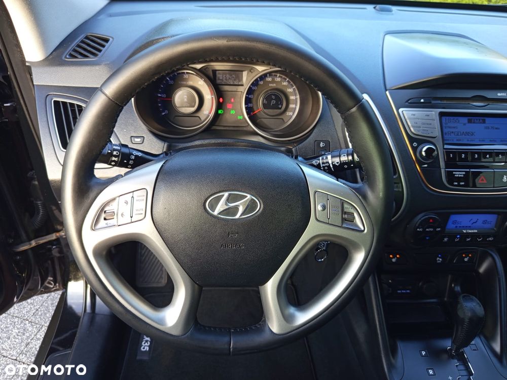 Hyundai ix35 2.0 CRDi 4WD Automatik Premium - 24