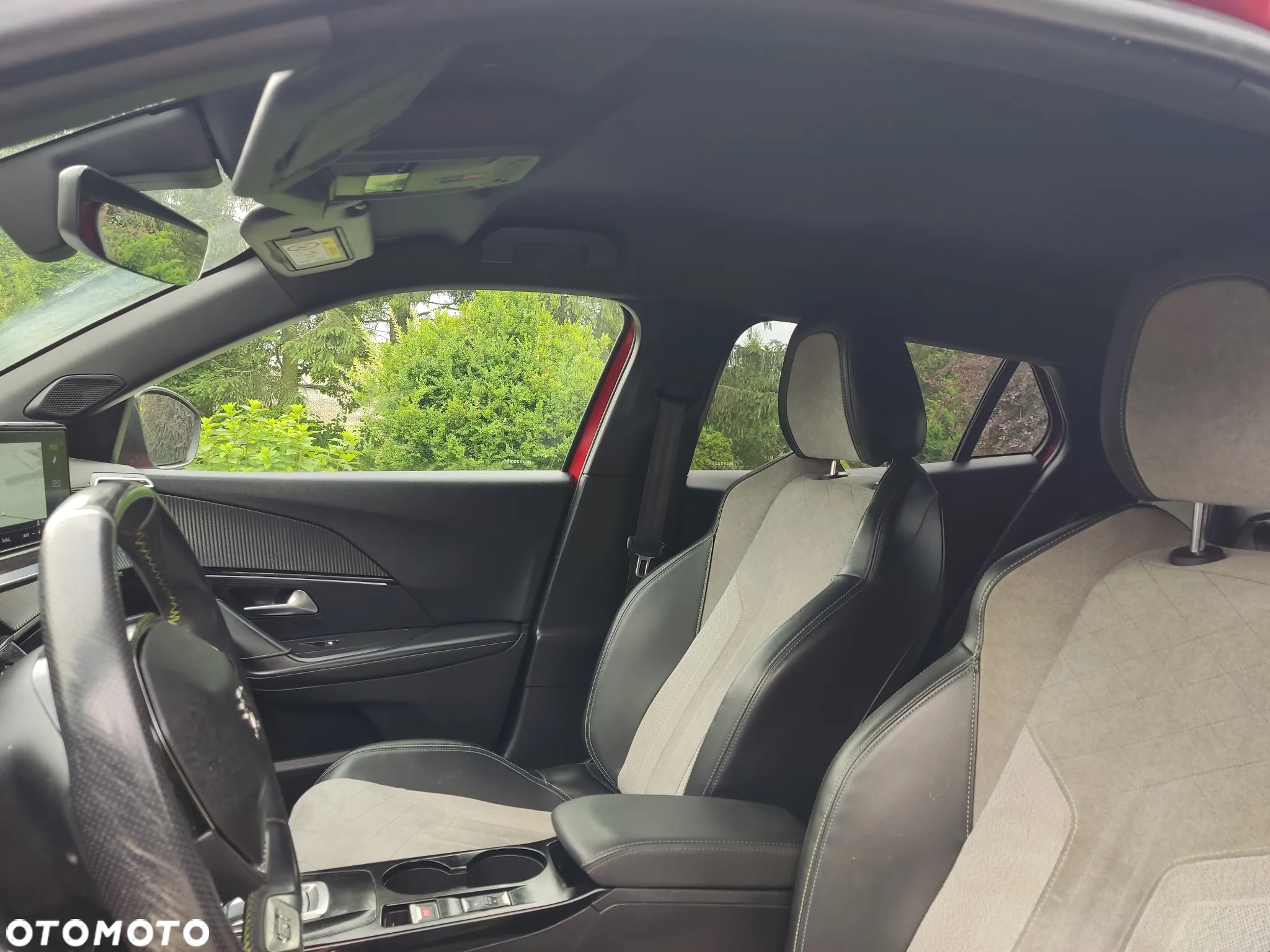 Peugeot 208 e-208 GT Line - 20