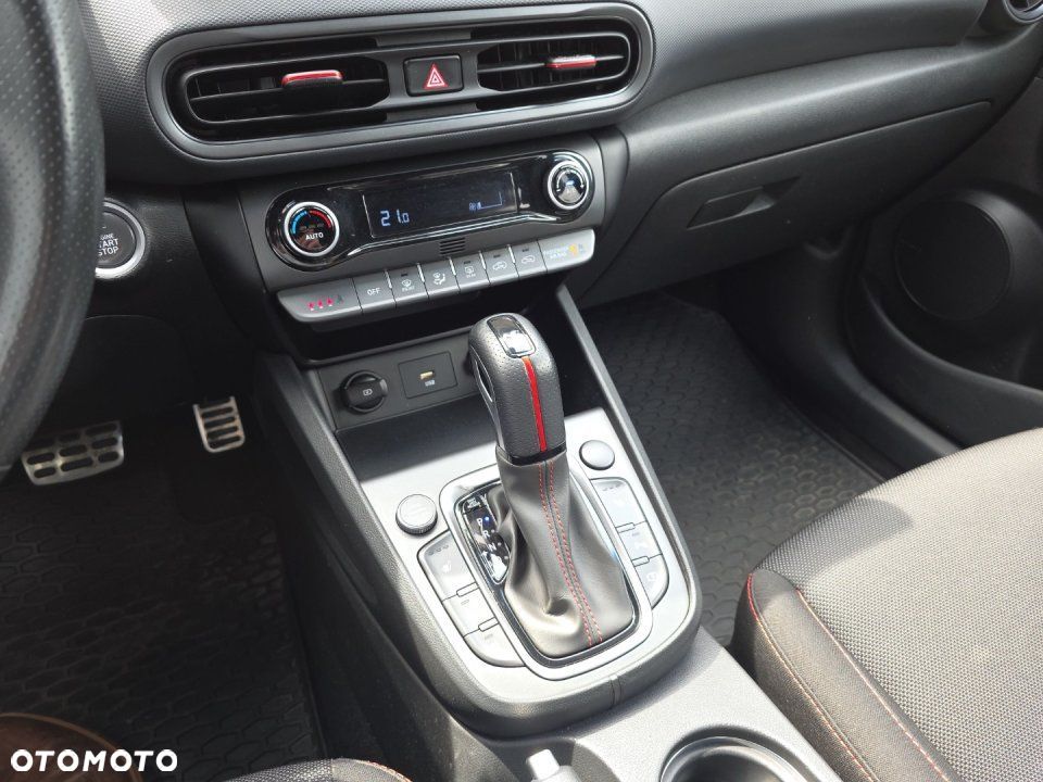 Hyundai Kona - 16