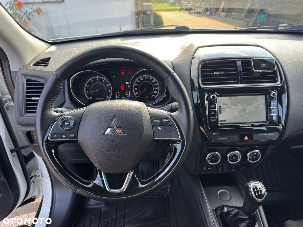 Mitsubishi ASX - 33
