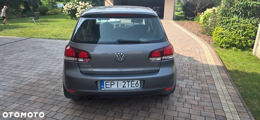 Volkswagen Golf 1.4 TSI Highline - 2