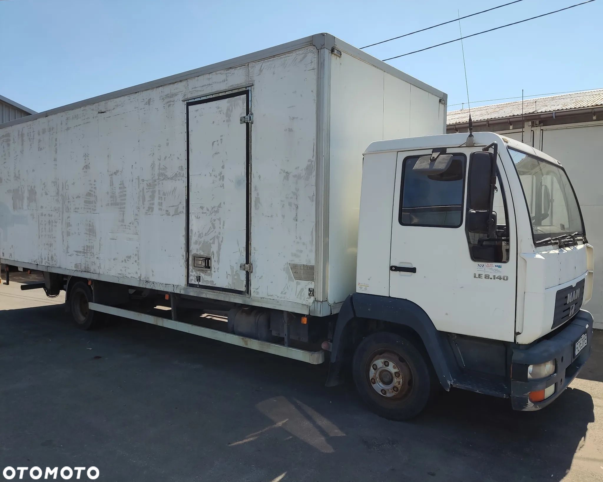 MAN LE  8.140 4X2 BB - 1