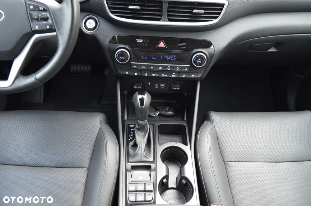Hyundai Tucson 1.6 T-GDI GO 4WD DCT - 30