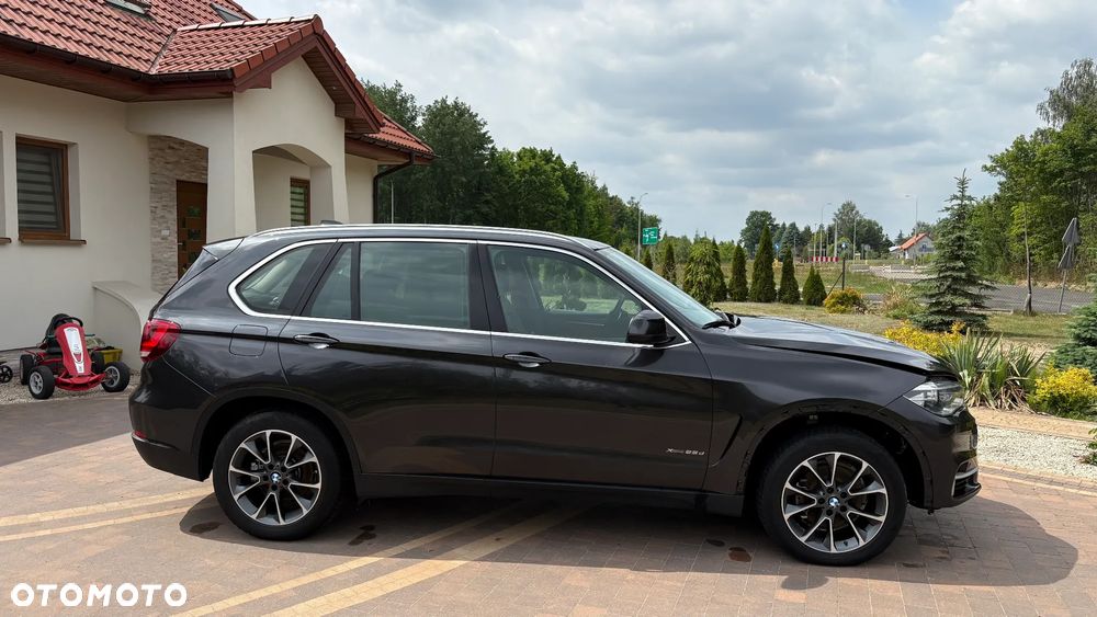 BMW X5 xDrive25d - 11