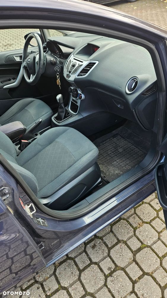 Ford Fiesta 1.25 Trend SVP - 13