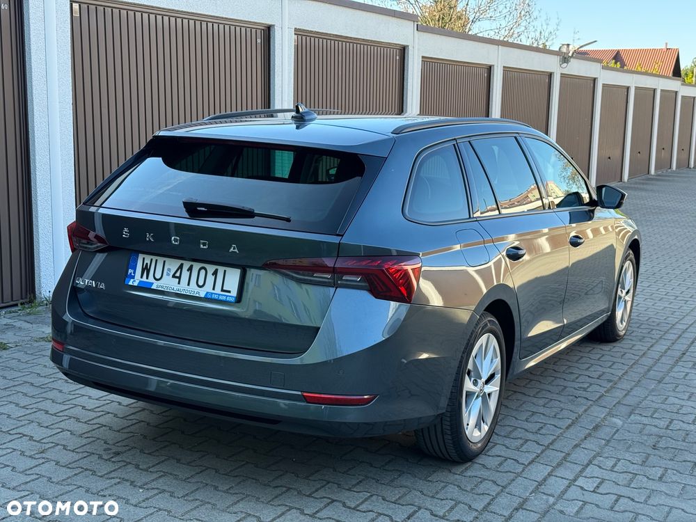 Skoda Octavia 2.0 TDI SCR Ambition DSG - 4