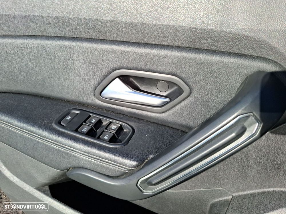 Dacia Duster 1.0 TCe Prestige - 23