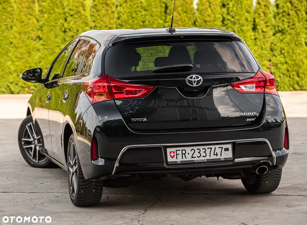 Toyota Auris 1.6 Premium Comfort - 9