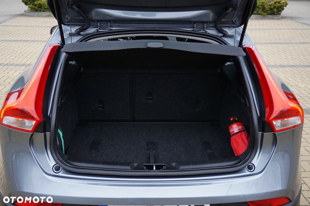 Volvo V40 Cross Country D2 Momentum - 15