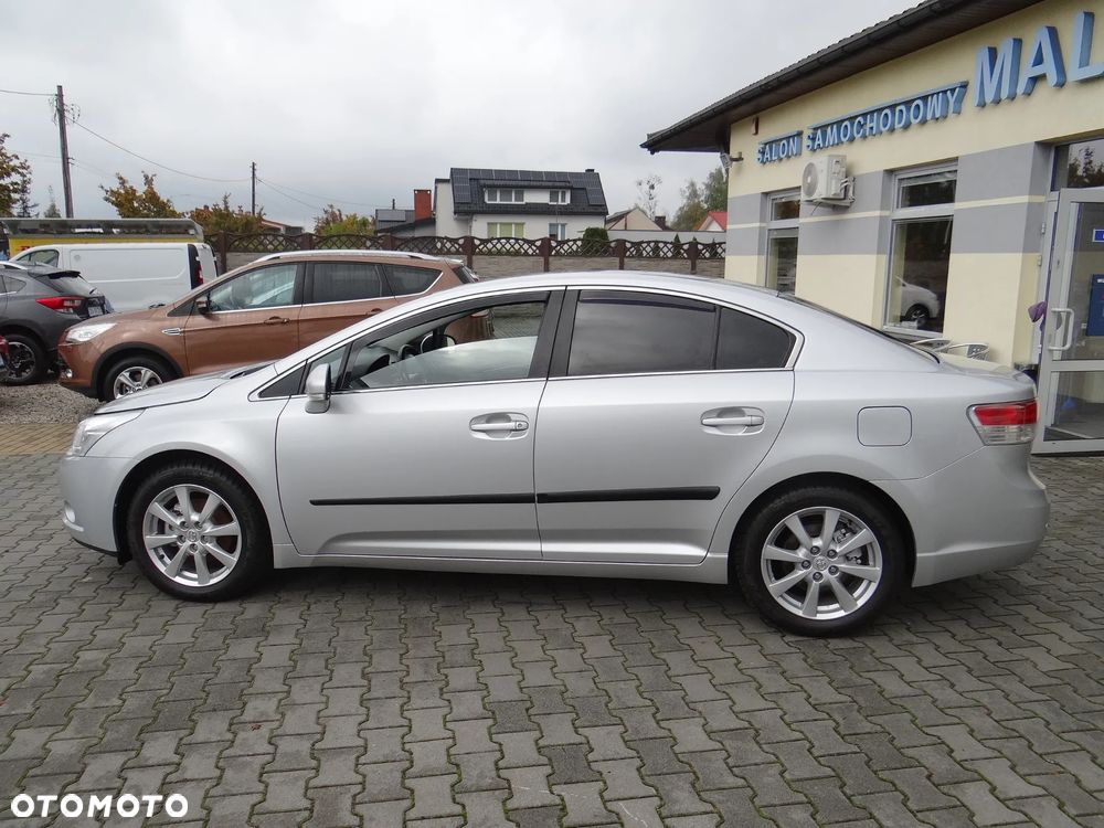 Toyota Avensis 2.0 Sol EU5 MS - 7