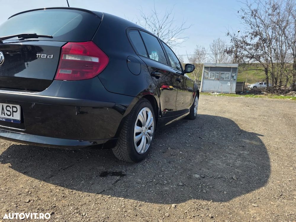 BMW Seria 1 118d - 10