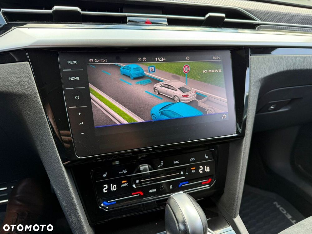 Volkswagen Arteon 2.0 TSI R-Line DSG - 32