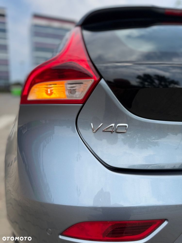 Volvo V40 - 9