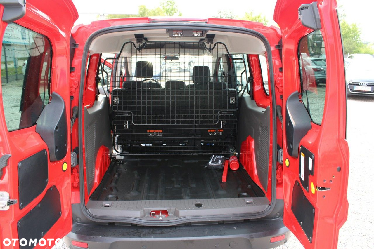 Ford Transit Connect - 18