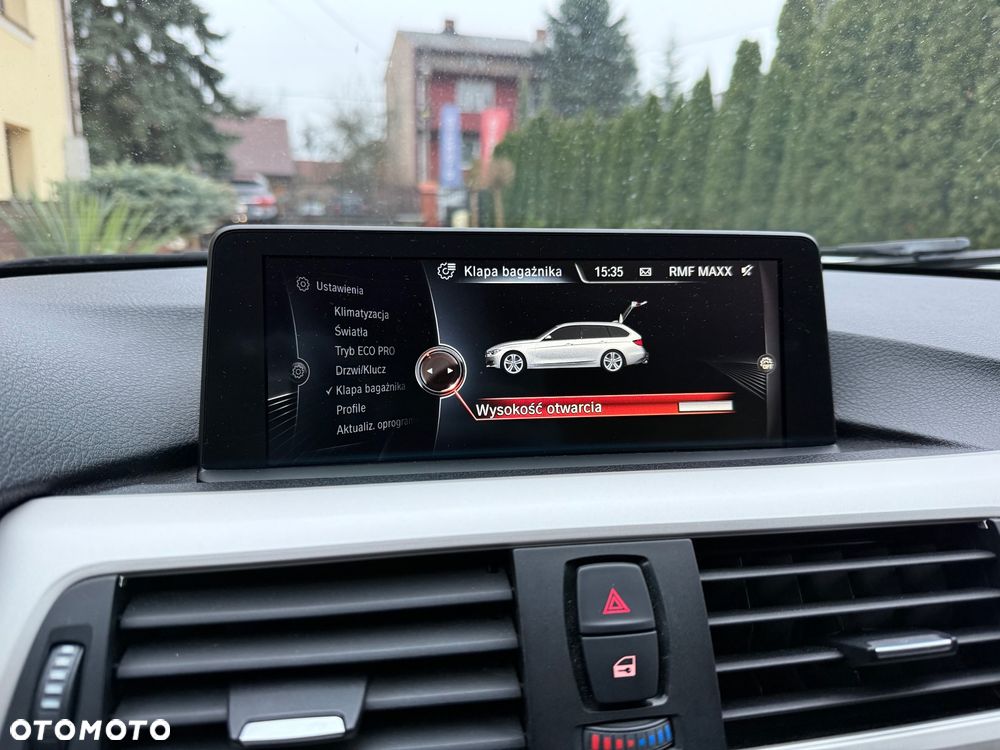 BMW Seria 3 320d Efficient Dynamics Edition - 28