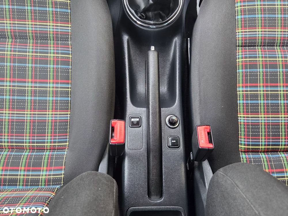 Skoda Fabia 1.2 TSI STYLE EDITION - 26