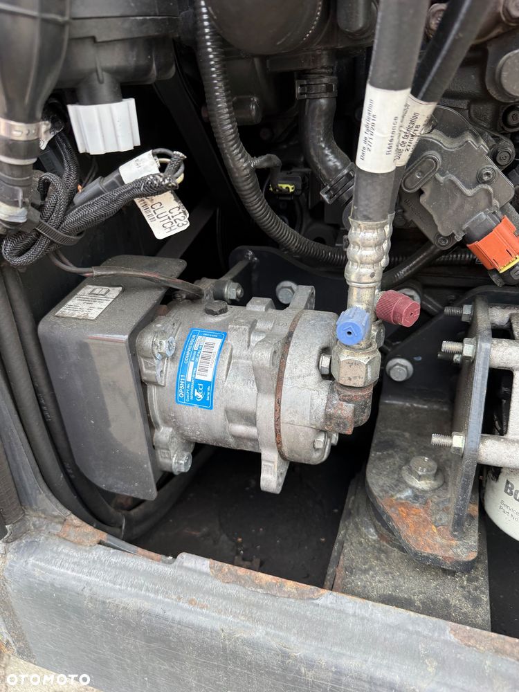 Bobcat TL38.70HF - 13