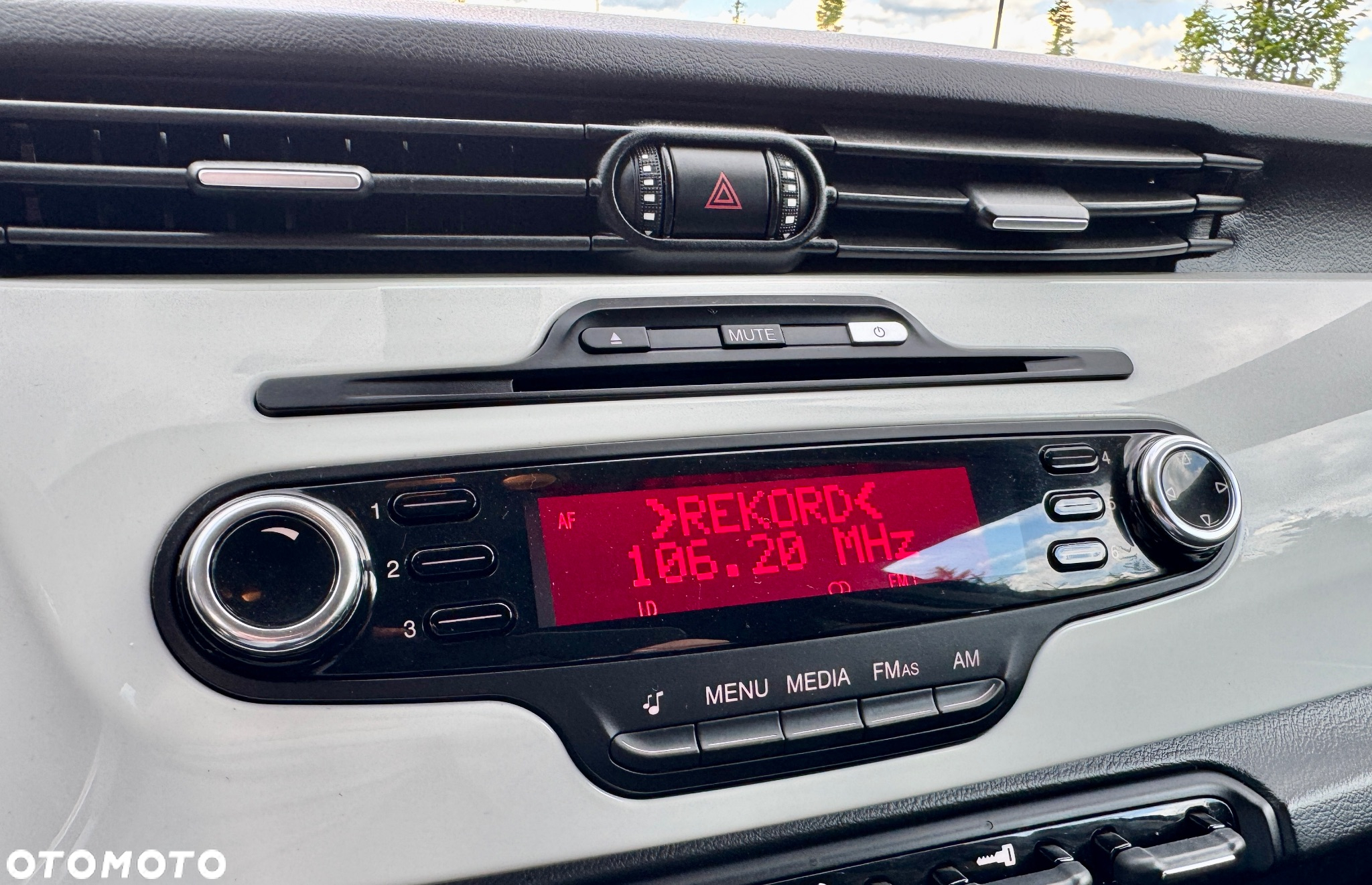 Alfa Romeo Giulietta 1.4 TB 16V Multiair Collezione - 19