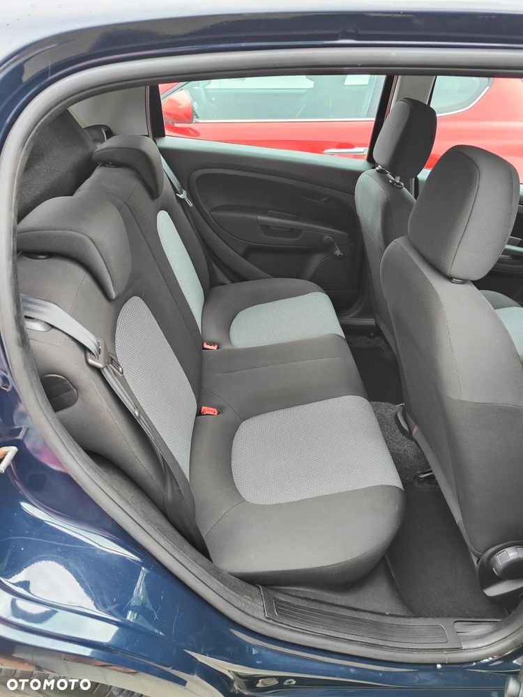 Fiat Grande Punto - 22