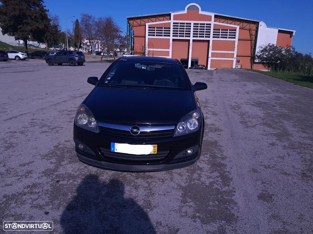 Opel Astra GTC 1.3 CDTI - 1