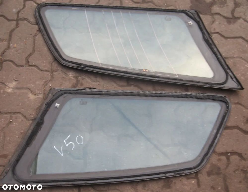 szyba tył lewa prawa karoseryjna VOLVO V50 - 5