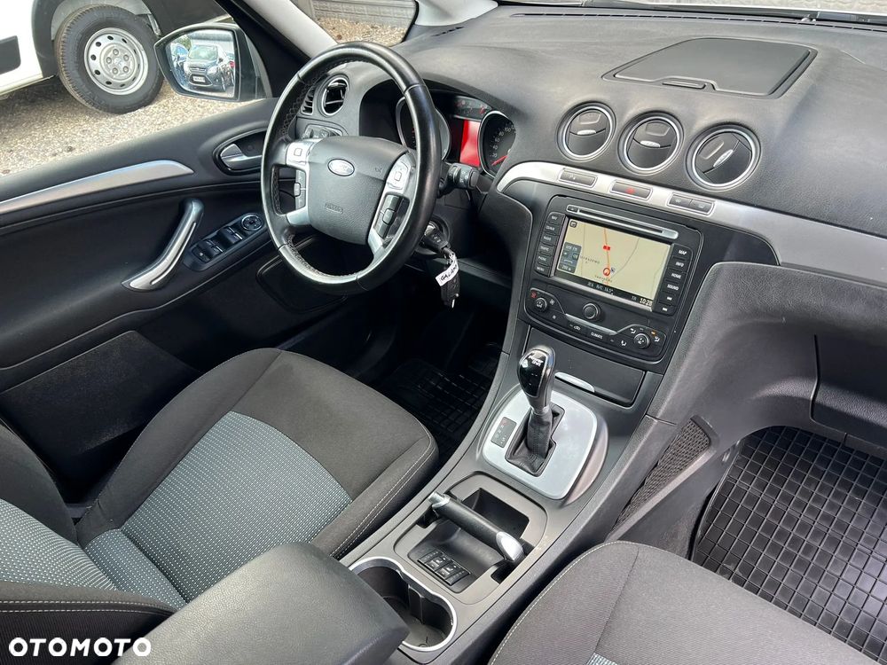 Ford Galaxy 2.0 TDCi DPF Champions Edition - 15