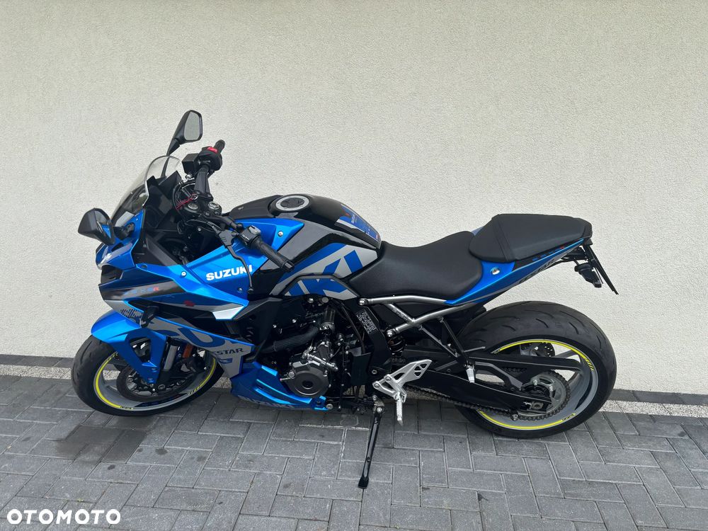 Suzuki GSX - 5