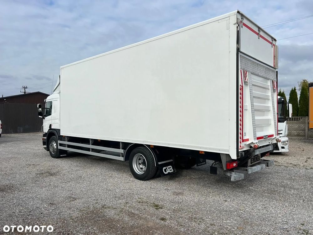 Scania P250 / Izoterma / Winda / Kabina Sypialna / - 15