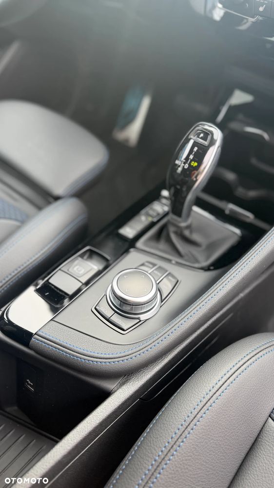 BMW X1 xDrive20i M Sport - 11