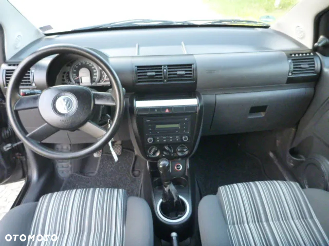 Volkswagen Fox 1.2 - 12