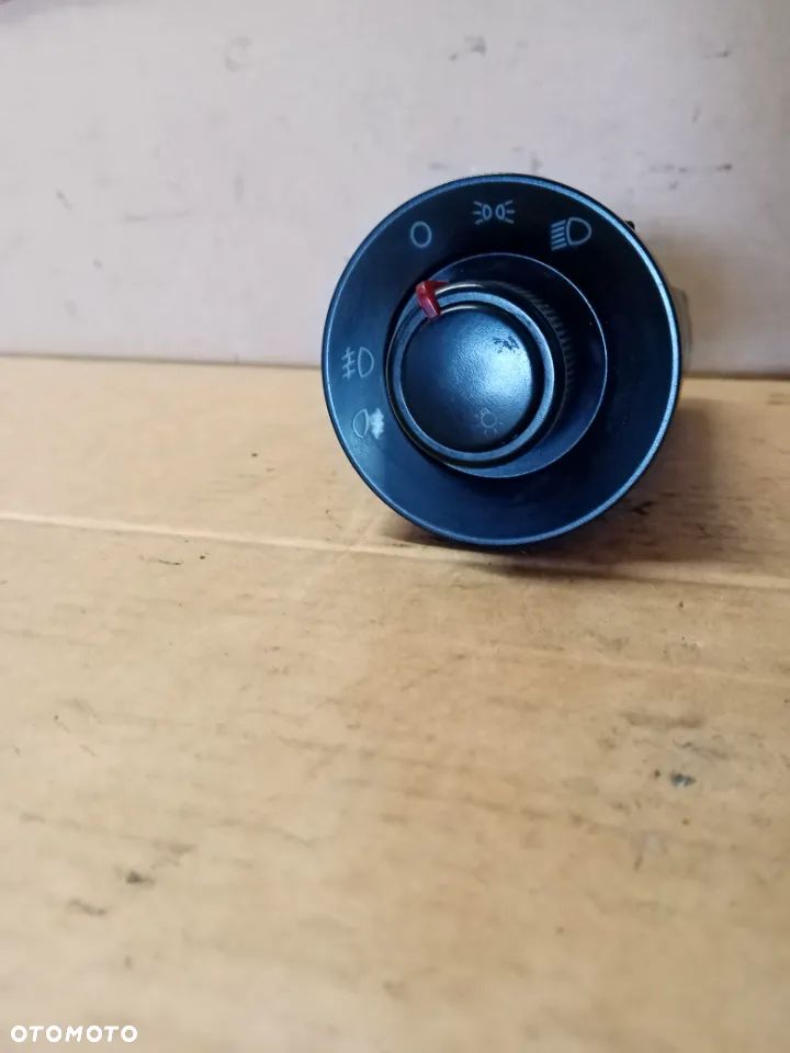 Przełącznik włącznik świateł Seat Arosa 6H0941531C - 1