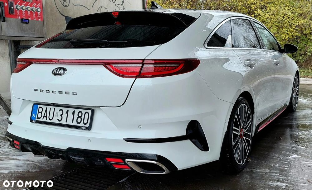Kia ProCeed 1.6 T-GDI GT DCT - 19